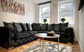 Manhattan Luxury Suites